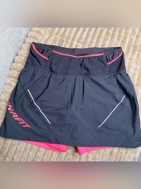 Dynafit skort size M